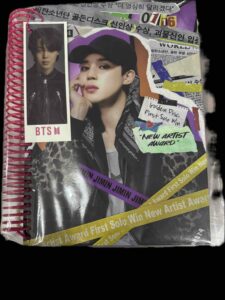 CUADERNO TRES MATERIAS JIMIN