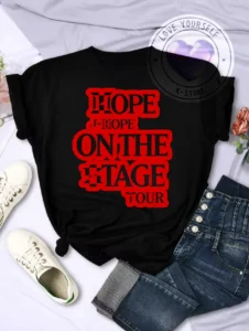 POLERA JH NEGRA LETRAS ROJAS